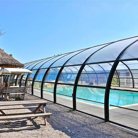 Отель Camping Le Clairmarais Экстерьер фото